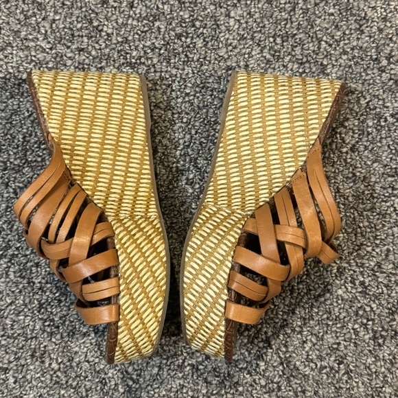Sam Edelman Brown Woven Wedge Sandals - Picture 4 of 7